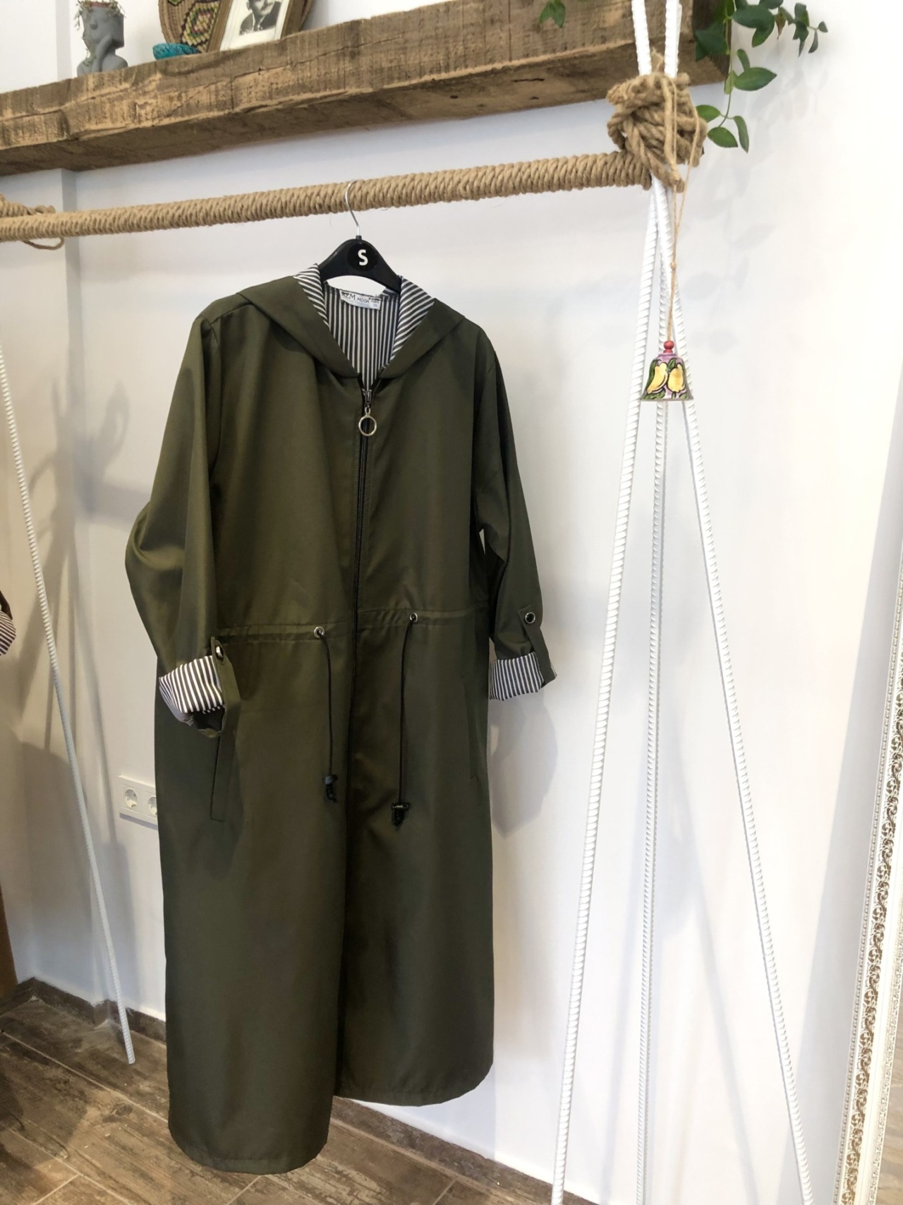 E22AFDCC-4EA6-43DA-817C-B44C67346EF2